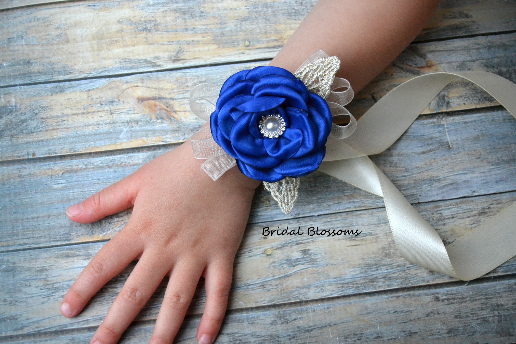 Children's 2024 wrist corsage