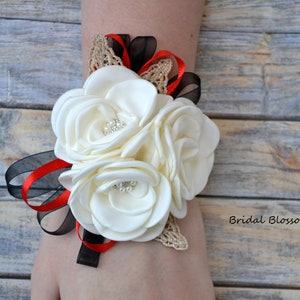 Ivory Schwarz Rot Blume Armband & Anstecknadel | Hochzeit Satin Rosen Mutter der Braut Braut Baby Shower Prom Heimkehr Blumen