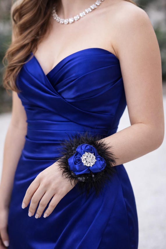 Triple Flower Satin Rosette Prom Corsage & Boutonniere Set - Sequin Feather  Wrist Corsage, Prom Flowers Keepsake Dance Homecoming Gold Black - Etsy