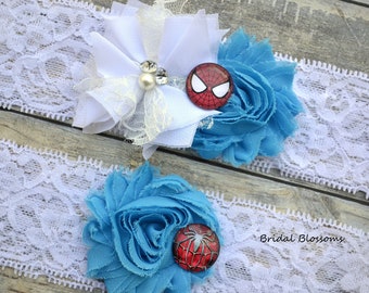 Spiderman Bridal Garter Set | Jarretières de mariage blanc bleu rouge | Jarretière en dentelle extensible de fleurs | Keepsake Toss Superhero Spider Man Peter Parker