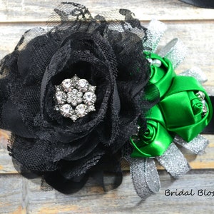 Schwarz Smaragd Grün Blumen Handgelenk Corsage Boutonniere | Vintage inspirierte Hochzeit | Brautparty-Abschlussball-Juwelen-Perlen