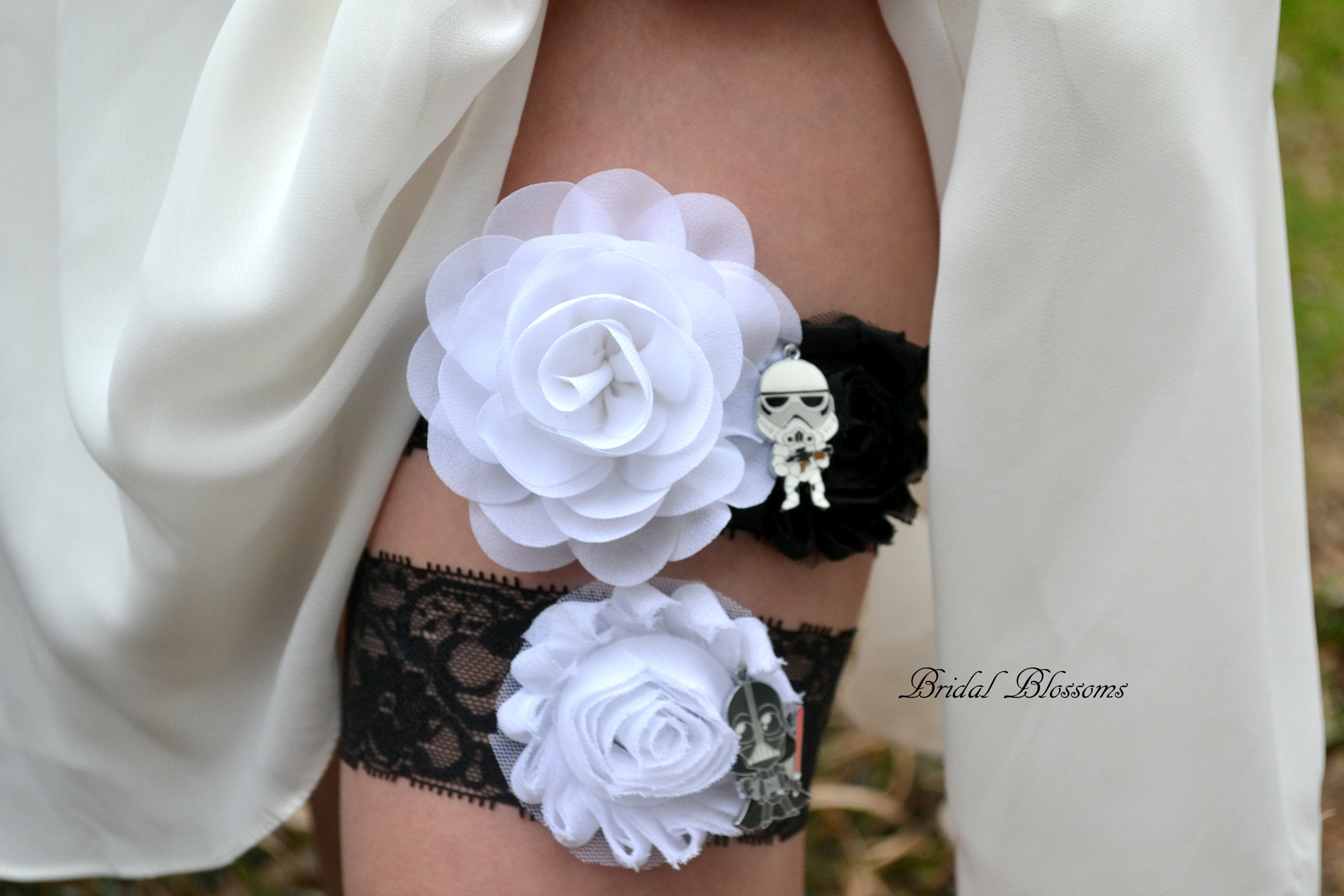 star wars garter belt Couples Vibe Ring – plusOne main image 1