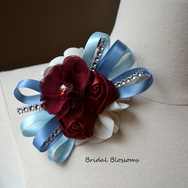 Boutonnière de corsage de poignet de fleur de satin de mousseline de soie bleu poussiéreux de Bourgogne | Bracelet élastique | Bal | Inspiré de Gatsby | Mariage Mariée Mère