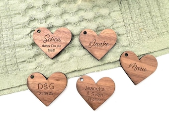 Wooden place cards | personalized heart with engraving | Guest gift