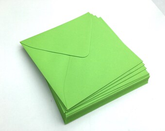Briefumschläge grün 16x16cm, maigrün, Hochzeit