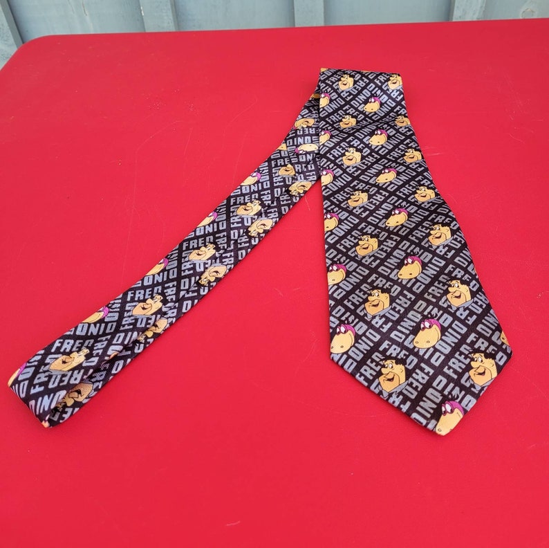 Vintage 1994 Fred Flintstone And Dino Mens Necktie By Novelty Ties