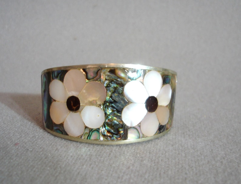 Vintage Sterling Hencho en Mexico Mother of Pearl Abalone Cuff Bracelet