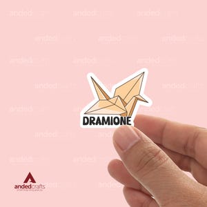 Dramione Crane、Kindle 用ブック風ステッカー、ウォーターボトル、ジャーナル、読者へのプレゼントに最適 - ブック風ロマンス - マジカルカップル
