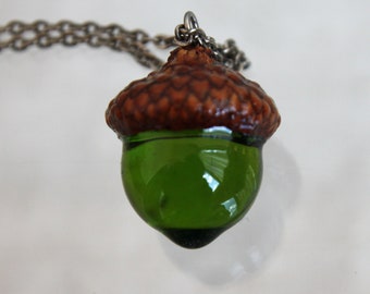 Sphere 19 mm Bright natural pendant Pendant terrarium Orange acorn pendant with a real cap of acorns and epoxy The real cap of acorn