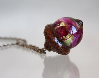 Sphere 19 mm Bright natural pendant Pendant terrarium Orange acorn pendant with a real cap of acorns and epoxy The real cap of acorn