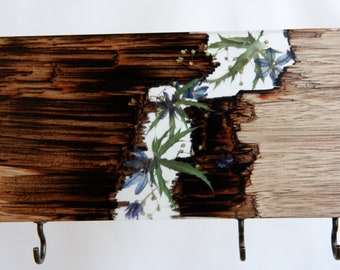 Meranti Wood Key Holder: Epoxy Resin Blue Flowers, Thorns & Elderberry