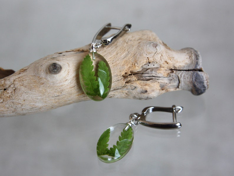 Oval fern earrings Terrarium earrings Fern leaves in epoxy resin Forest finds earrings. Botanical jewelry