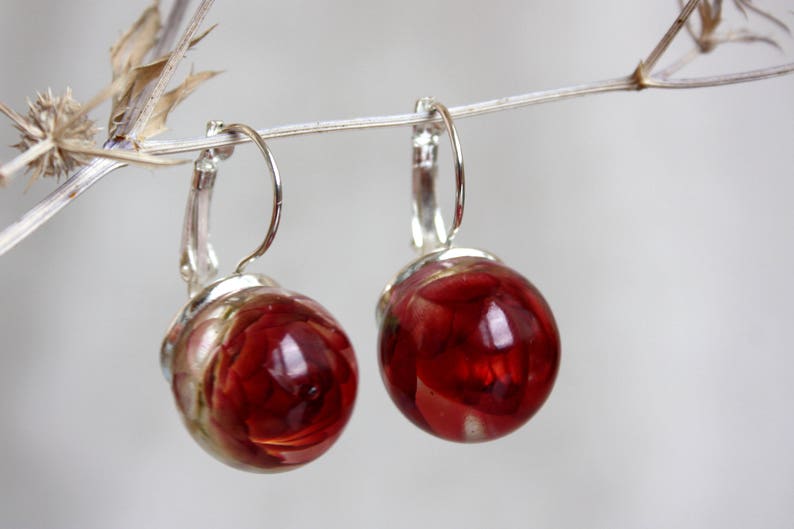 Earrings balls Dangle earrings Eco resin earrings with immortelle Red immortelle earrings Earrings with red immortelle Earrings sphere