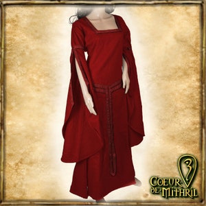 Medieval Châtelaine Dress