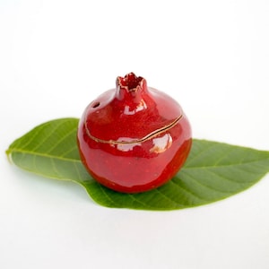 Piccola scatola di bomboniere fatta a mano con melograno, scatola di bomboniere di compleanno, vaiolo per bomboniere, scatola di bomboniere in ceramica fatta a mano, ceramica e ceramica, regalo