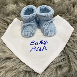Conjunto personalizado de baberos para recién nacidos y botines de bebé