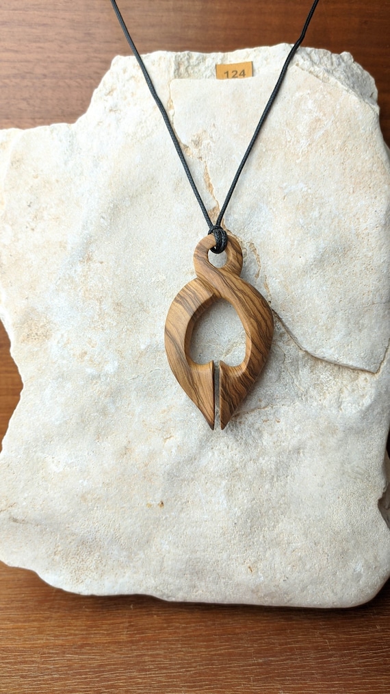 Hand Carved Olive Wood Maori Twist Necklace Pendant Twisted