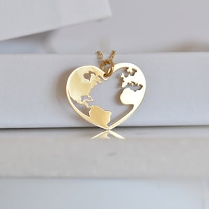 Weltkarte Halskette. World Heart Halskette. Goldene Weltkugel Halskette. Silberne Erde Halskette. Reisende, Weltenbummler Schmuck. Schulabschluss Geschenk