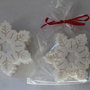 Sparkling White Snowflakes Soap /  Holiday Gift Soap / All Natural Vegan Glycerin Soap