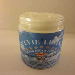 Cocoa Butter And Vitamin E Cream / Vegan Body Cream / Handmade Moisturizing Body Cream
