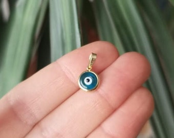 Evil Eye charm - 14K yellow gold