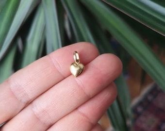 Heart charm -  10k yellow gold