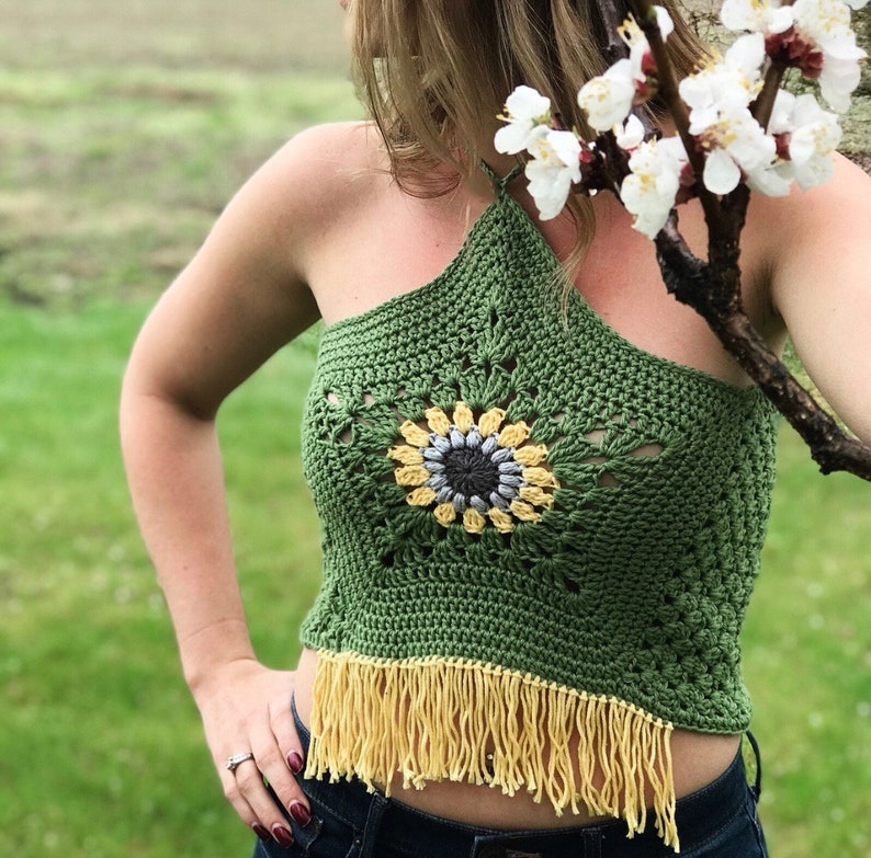 The Helia Crop Top PDF DIGITAL DOWNLOAD Crochet Pattern, Crochet Sunflower Crop Top Pattern, Boho Granny square flower crochet halter top image 2