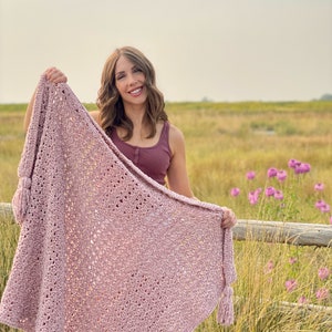 The Thistle Throw PDF DIGITAL DOWNLOAD Crochet Pattern, Cozy Velvet Crochet Throw Blanket Pattern, Beginner Crochet Blanket Pattern image 2