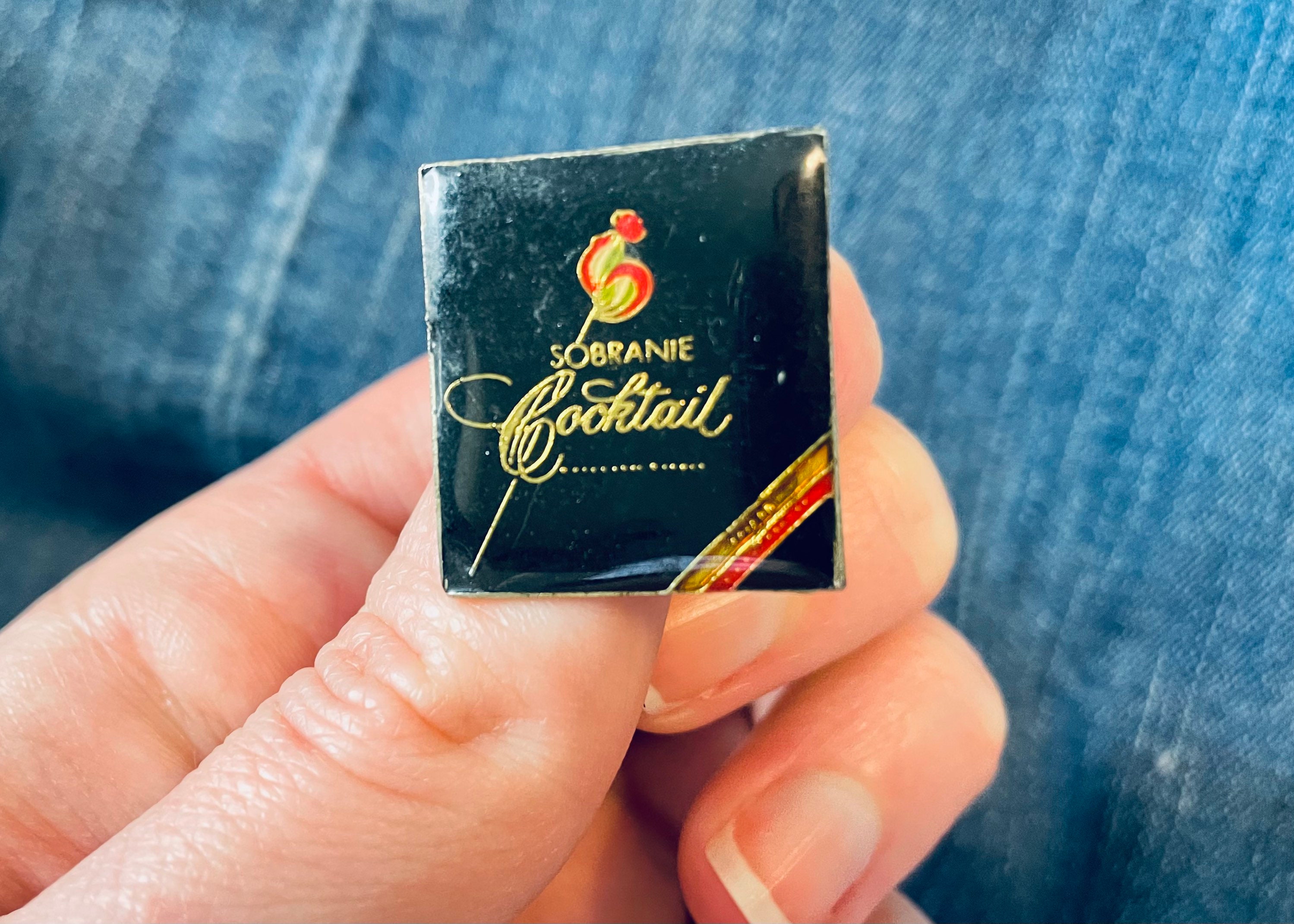 are vapor cigarettes bad for you Non‑nicotine vapes may be marketed as “safe,” but many still contain  chemicals, have unknown health effects, and aren't FDA‑regulated. Teens are  using them more often—even alongside nicotine vapes. No e‑cigarette is  risk‑free