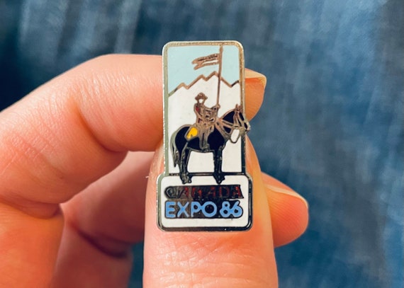 Vintage Canada Expo '86 Lapel Pin | Enamel Mounti… - image 4