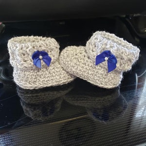 Crocheted Baby Grey Booties with blue ribbon 0 to 3 months