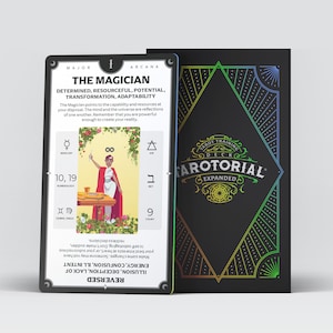 Jeu de tarot holographique en argent augmenté Tarotorial® - Plateforme d'apprentissage - Apprenez le tarot en toute confiance - Associations de mots-clés de tarot pour débutants