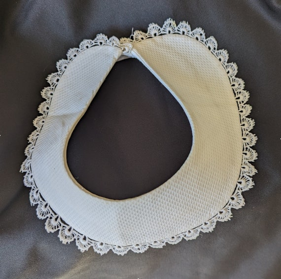 Vintage Detachable Collar Cotton with Lace Edging - image 3