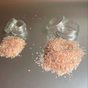 The WORLD Gourmet Sea Salt Sampler 12 All Natural Salts from around the world. BEST SELLER image 4
