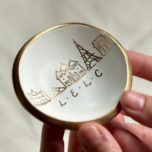 Custom Skyline Ring Dish – Personalized City Jewelry Dish, Engagement Gift with Proposal Location, Wedding Keepsake