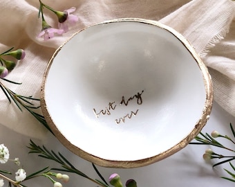 Wedding Ring Dish / Jewelry Dish / Bridesmaids Gift / Wedding Gift / Engagement Gift / Gift for Her / Gift for Mom / Personalized Ring