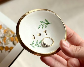 Personalized Wedding Gift – Custom Ring Dish, Wedding Ring Holder