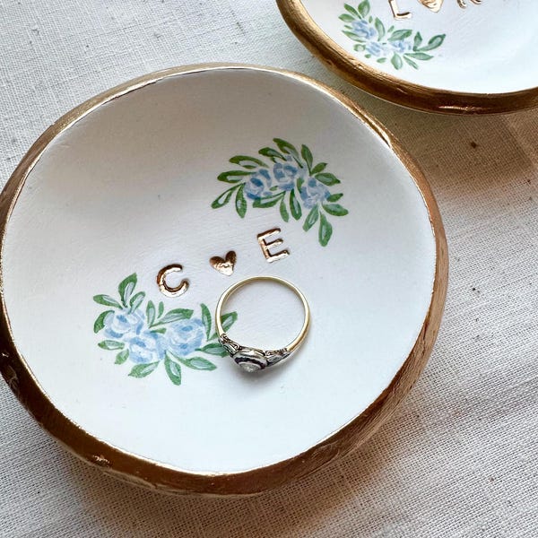 Engagement Ring Dish | Personalized Wedding Ring Holder | Hand Painted Keepsake