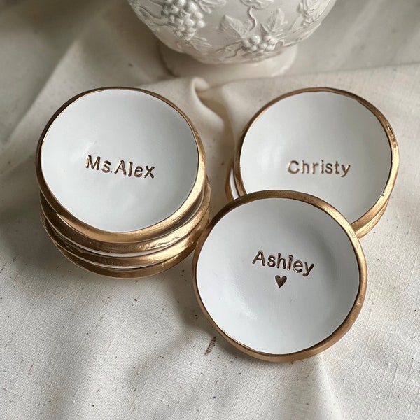 Personalized Wedding Gift / Custom Wedding Gift / Jewelry Dish / Ring Dish / Engagement Gift / Personalized Gift / Bridesmaids Gift