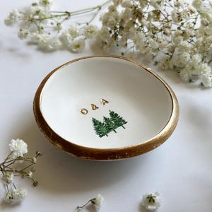 Personalized Ring Dish, Jewelry Dish, Bridesmaids Gift, Wedding Gift, Engagement Gift, Gift for Her, Gift for Mom, Gift for Couple