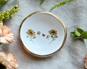 Custom Wedding Gift /  Ring Dish / Date and Initials / Wedding Gift / Personalized Gift / Personalized / Engagement Gift /