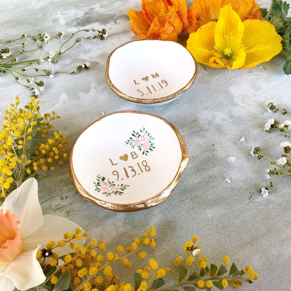 Ring Holder - ring holder resin – Didi's Flowers