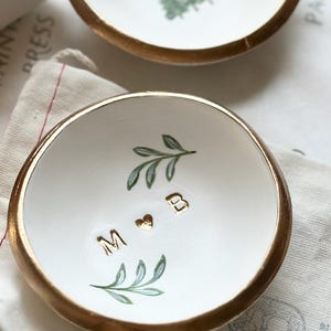 Regalo de boda personalizado / Plato para joyas / Fecha e iniciales / Regalo de boda / Regalo personalizado / Personalizado / Regalo de compromiso / imagen 11