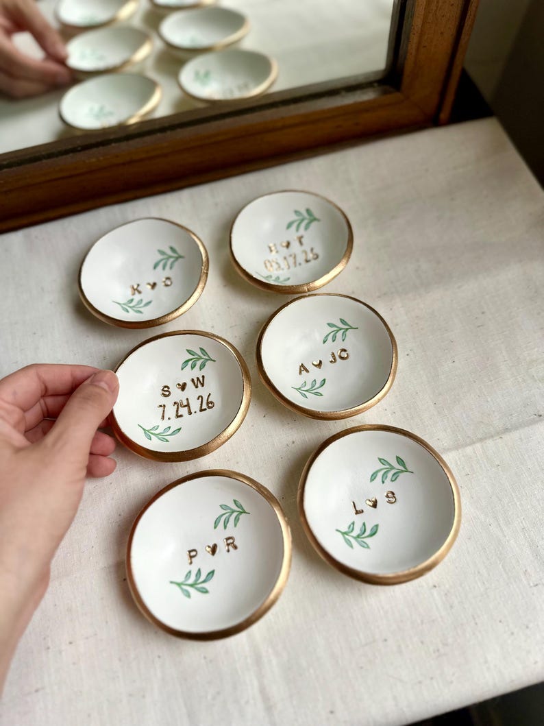 Custom Wedding Gift / Ring Dish / Date and Initials / Wedding Gift / Personalized Gift / Personalized / Engagement Gift / imagem 17