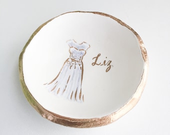 Wedding Gift / Bride Gift / Wedding Ring Dish / Wedding Dress Illustration / Wedding Ideas / Wedding Dress / Personalized Wedding / Bride