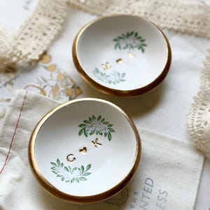 Regalo de boda personalizado / Plato para joyas / Fecha e iniciales / Regalo de boda / Regalo personalizado / Personalizado / Regalo de compromiso / imagen 10