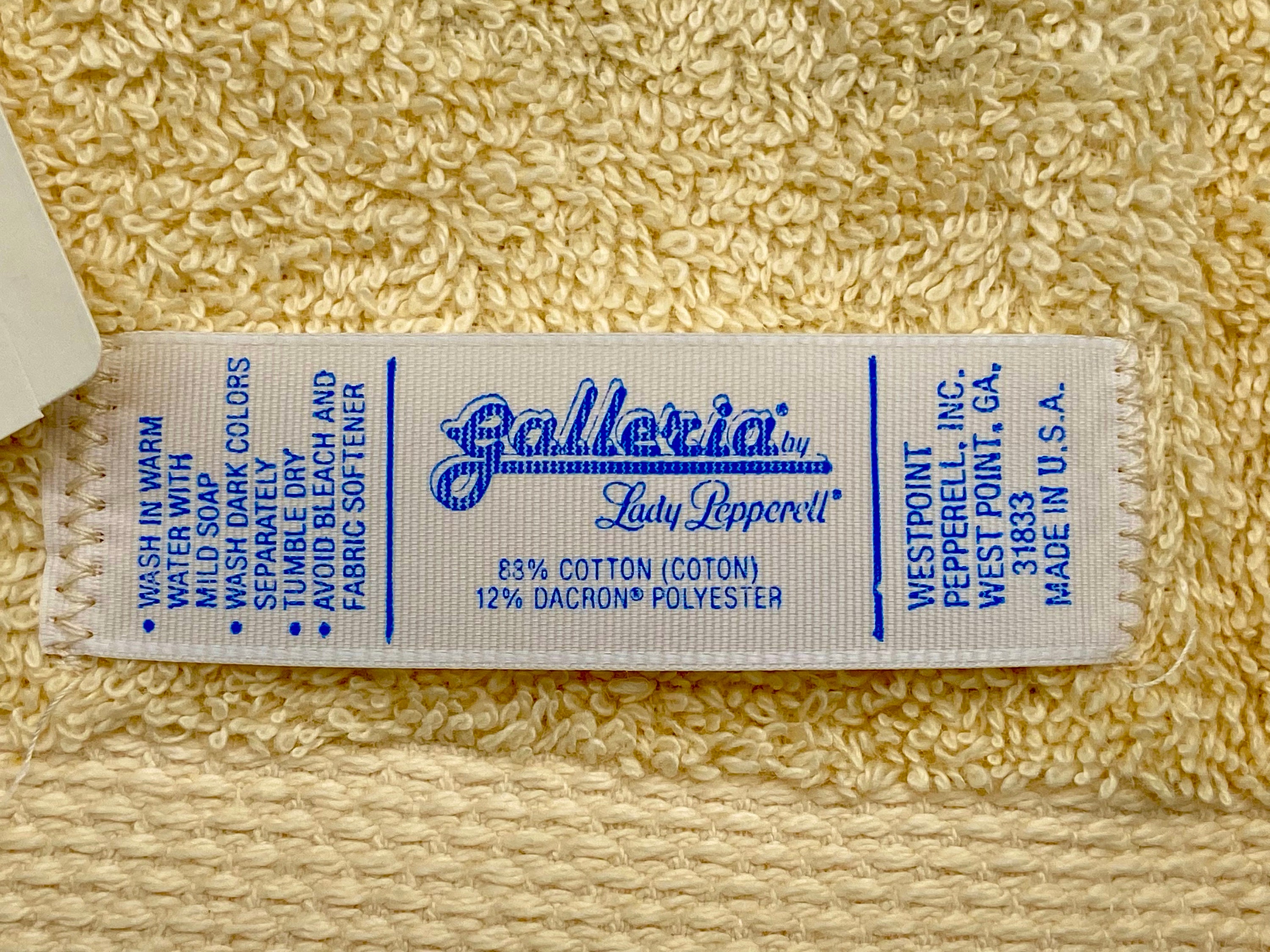 New Vintage Bath Towel Set Teahouse Pattern by Lady Pepperell Etsy