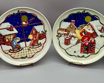 2 Christmas Lithograph Round Decorative Serving Trays, Heavy Tin  11 1/2" x 1 1/4", 1970's - 80's Retro Christmas Scenes, Great Condition