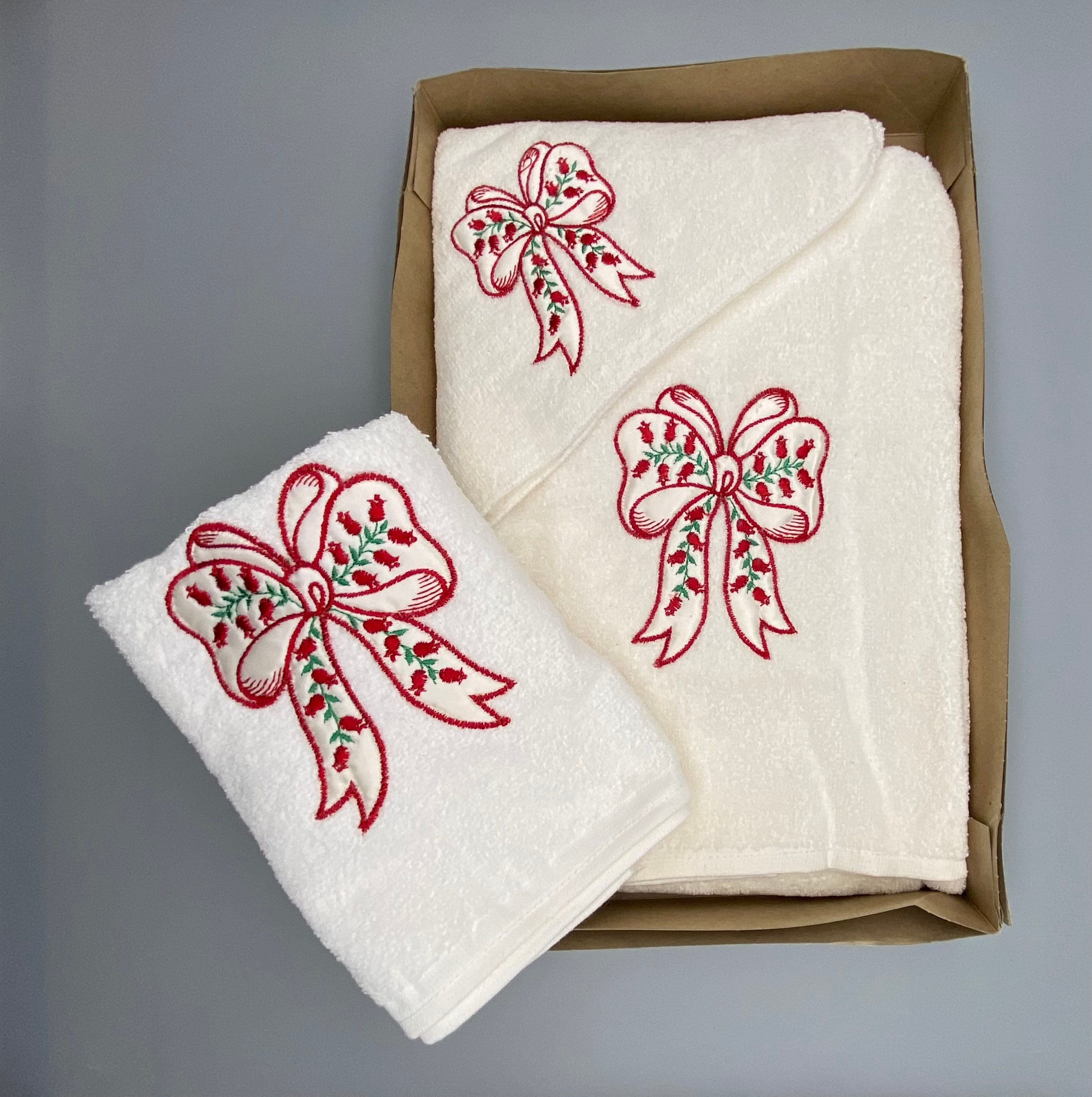 1 Set Reversed Time Patterned Bath Towel Set