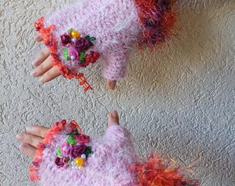 crochet mittens/Bohemian fingerless  gloves /Gift for her /Embroidered gloves/